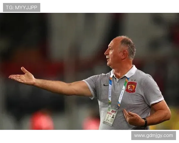 加拉塔萨雷费内巴切竞逐恩昆库米兰标价3500万欧元转会焦点